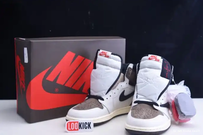 2.0 HIGH SCOTT' 'TRAVIS CD4487-100 - SP JORDAN 1 AIR OG TS 0601